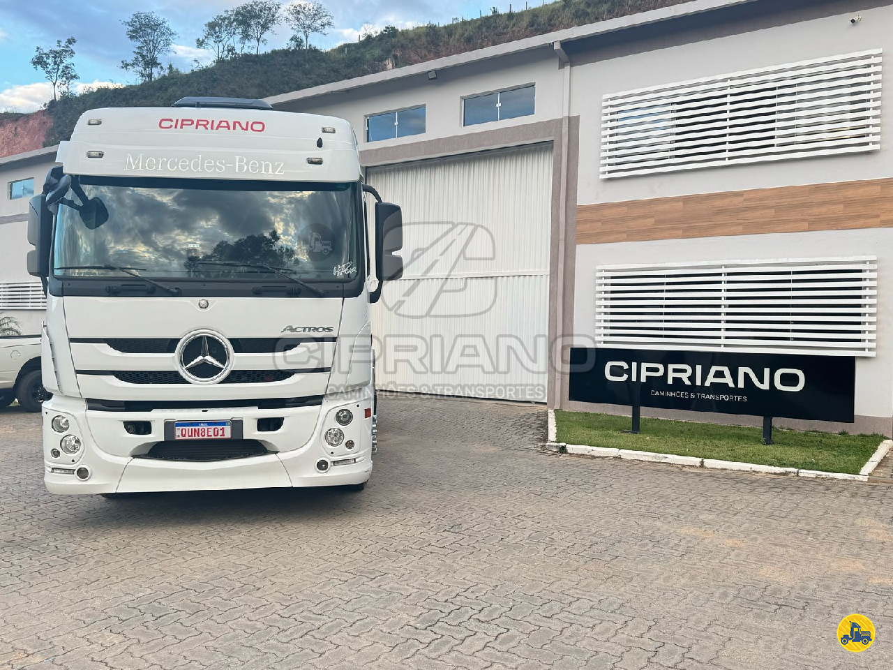 CAMINHAO MERCEDES-BENZ MB 2546 Cavalo Mecânico Cavalo 6x2 Cipriano Caminhões PASSA QUATRO MINAS GERAIS MG